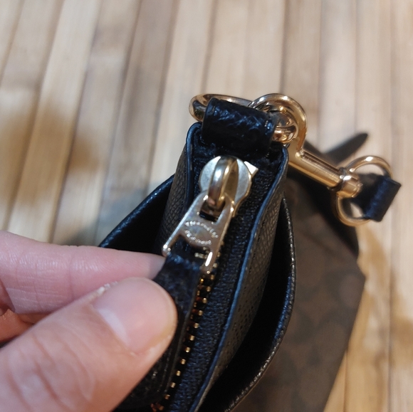 Coach Hand Bag  with sling - Picture 5 of 14